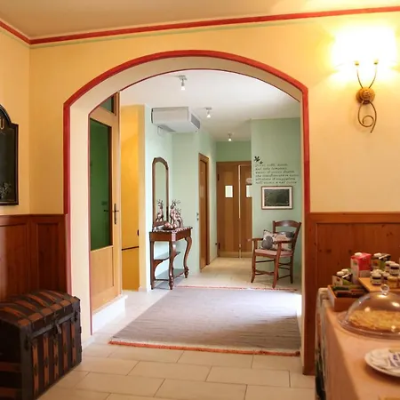Bed & Breakfast La Valdella 4*